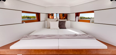 Oceanis 38