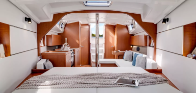 Oceanis 38